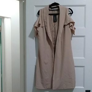 NWT, Tan shoulder-less ruffled long coat. Small.